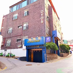 Oyo Myeongdong 5 Hostal